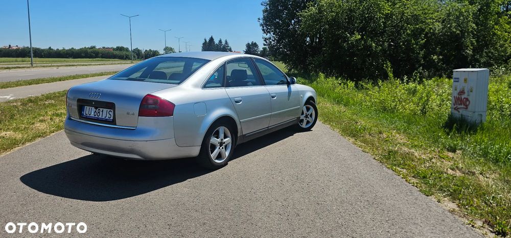 Audi A6 Limousine 2.4 - 3