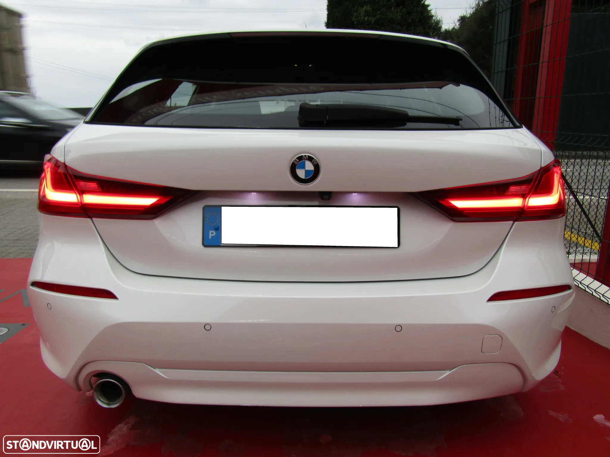 BMW 116 d Aut. Sport Line - 16