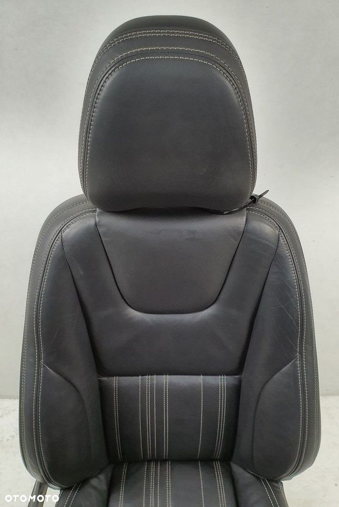 FOTEL PRAWY PRZÓD GRZANY VOLVO V60 I EUROPA - 3