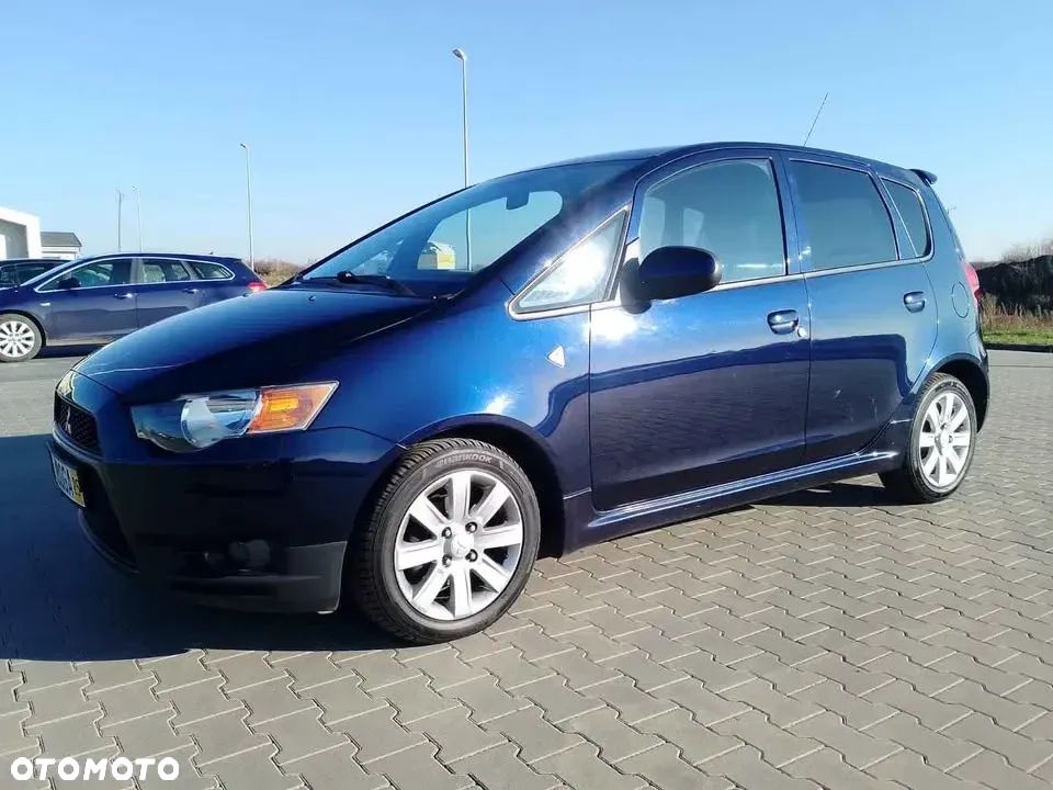 Mitsubishi Colt - 1