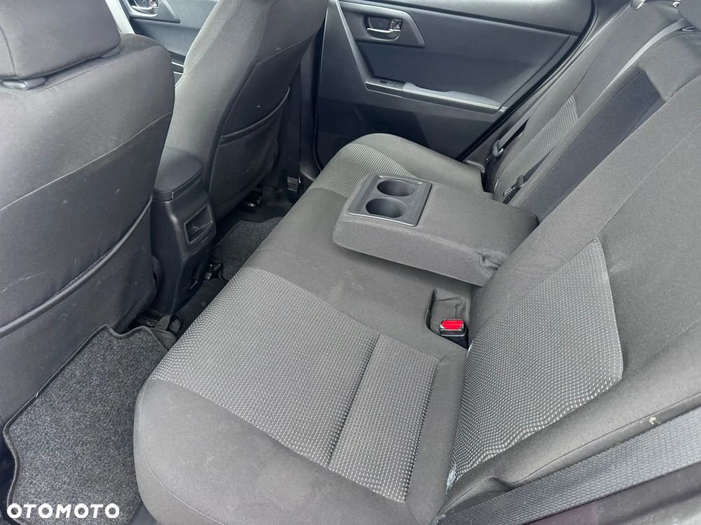 Toyota Auris 1.8 HSD Prestige NAVI - 24