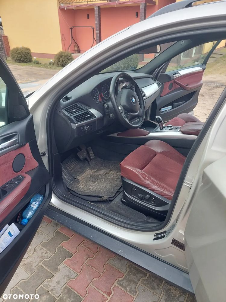 BMW X6 50i xDrive - 14