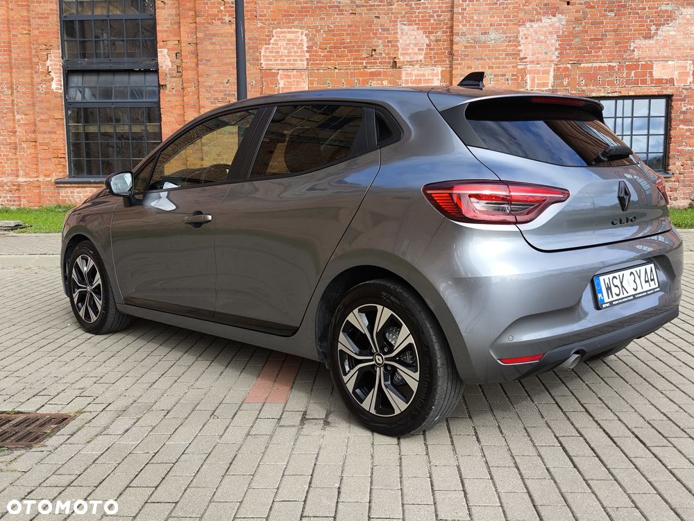 Renault Clio TCe 90 EVOLUTION - 9