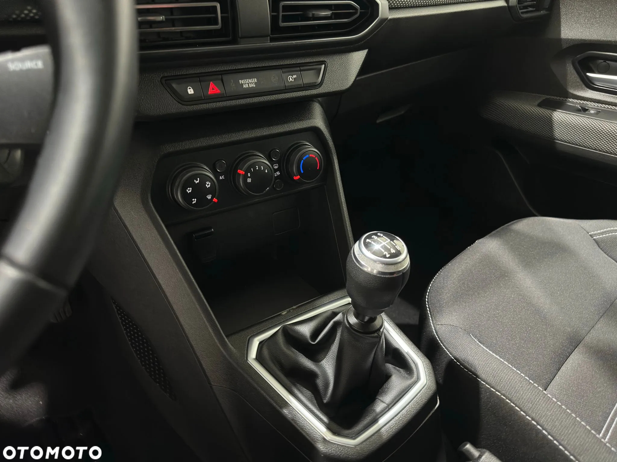 Dacia Sandero - 30