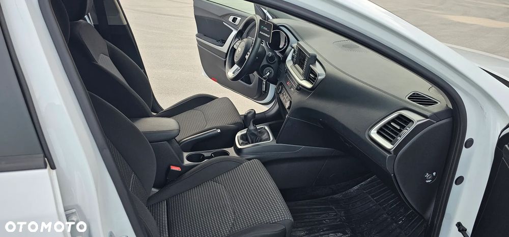 Kia Ceed 1.4 M - 14