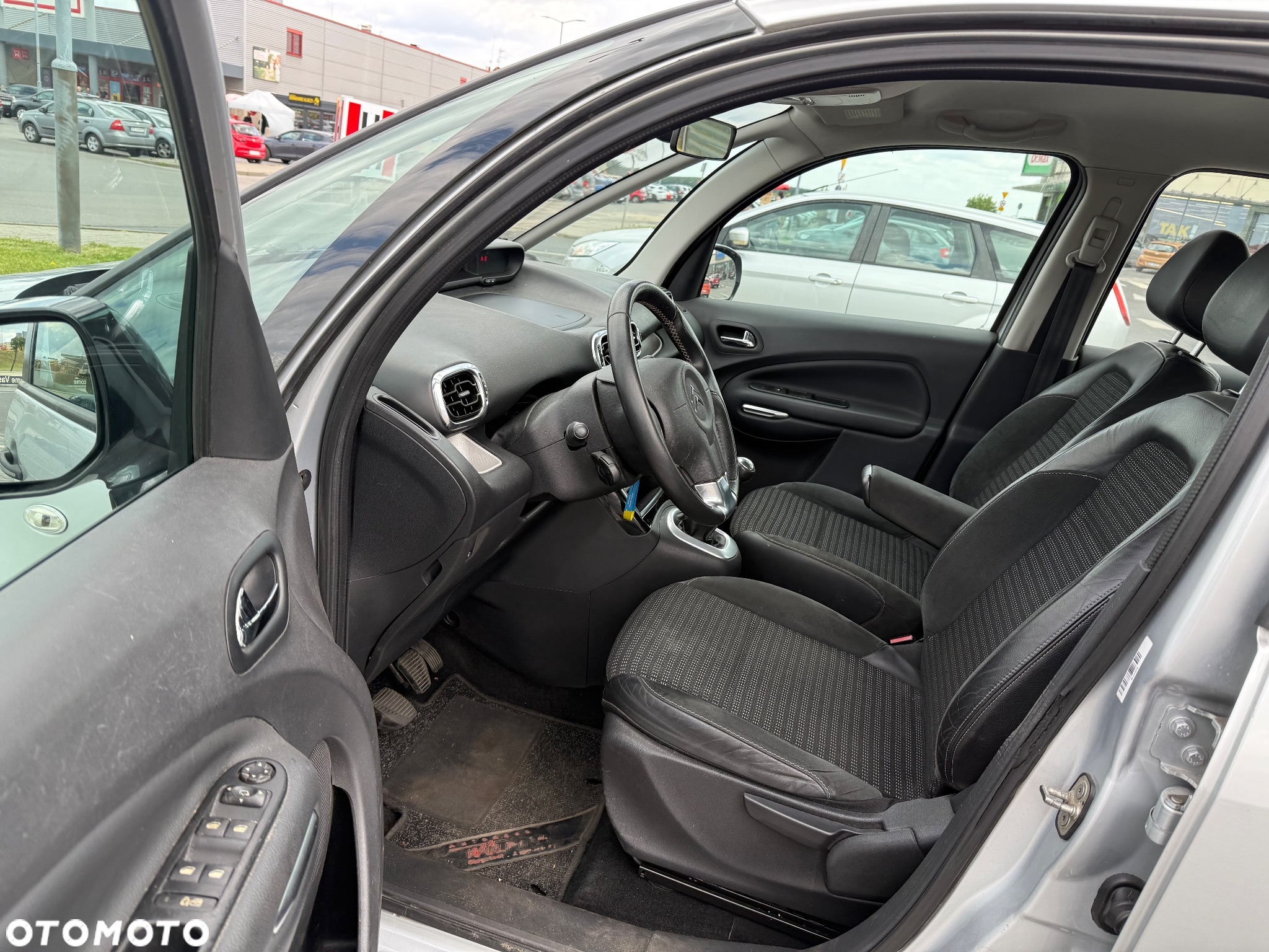 Citroën C3 Picasso 1.6 HDi Exclusive - 10