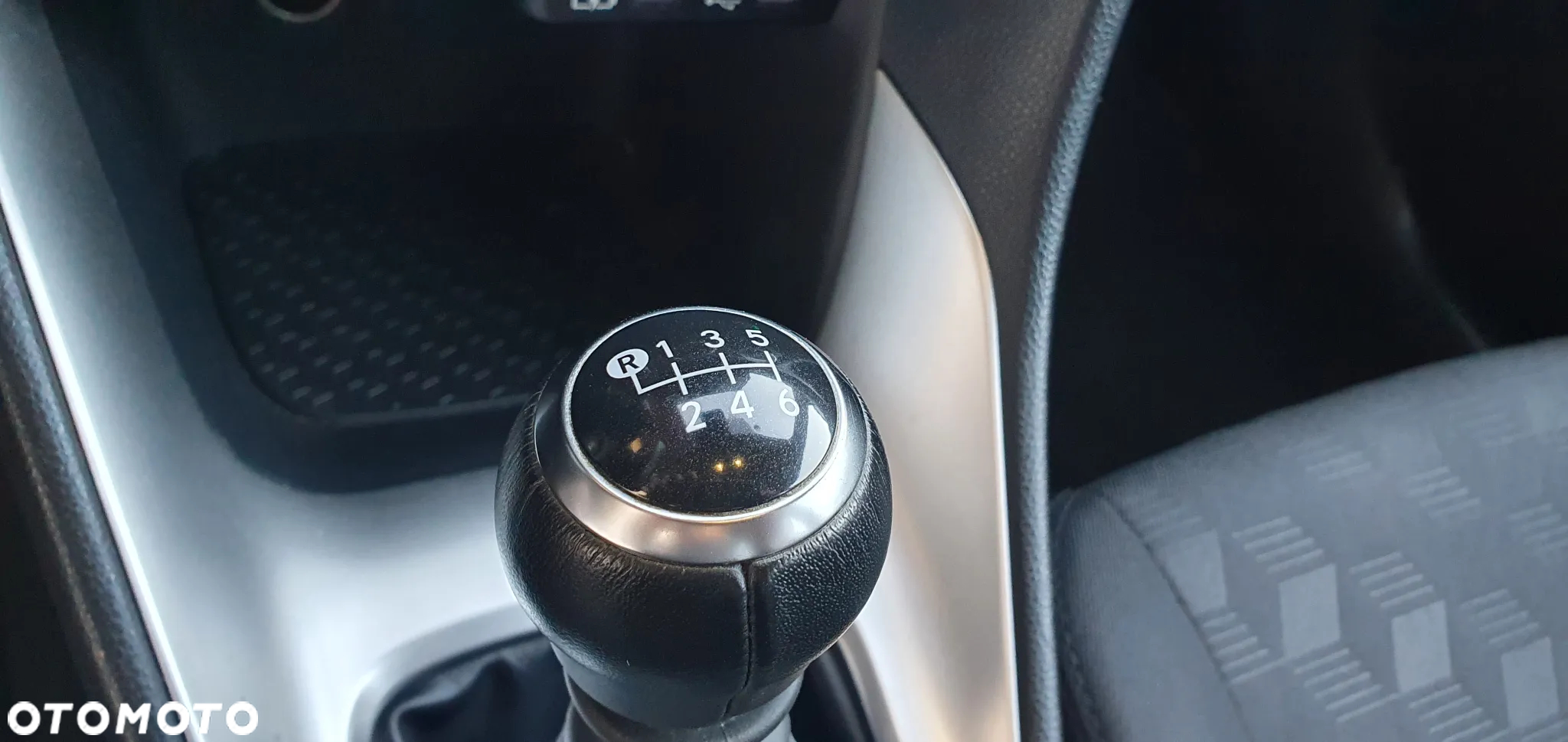 Toyota Yaris 1.5 Comfort - 17
