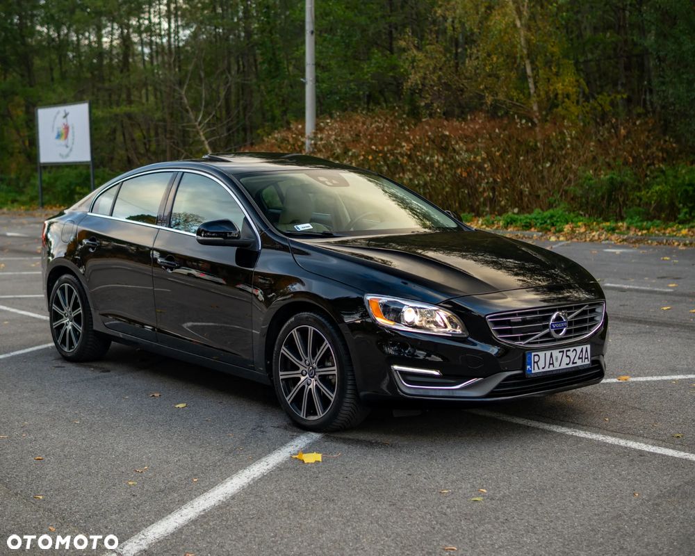 Volvo S60 - 2