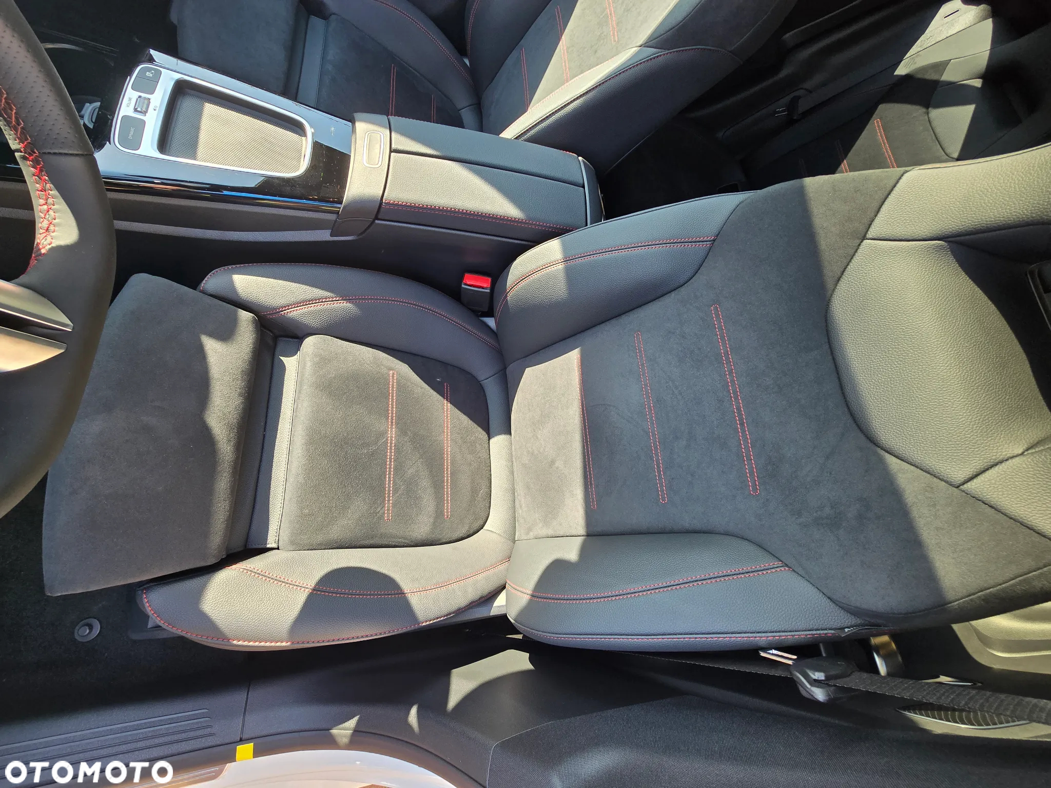 Mercedes-Benz CLA 200 AMG Line 7G-DCT - 15