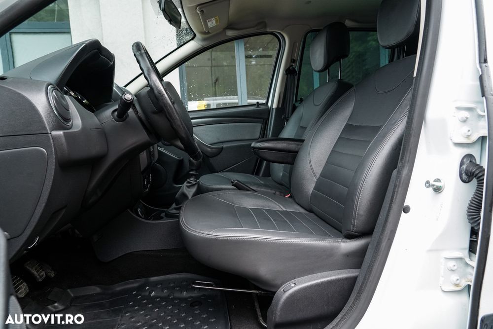 Dacia Duster dCi 110 FAP 4x4 Prestige - 10