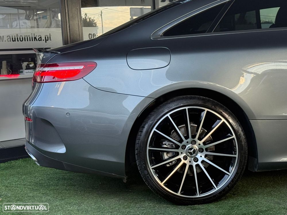 Mercedes-Benz E 220 d Coupe 9G-TRONIC AMG Line - 11