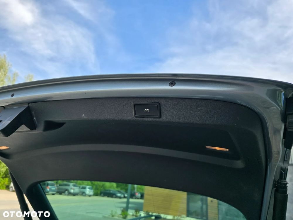Skoda Superb 2.0 TDI 4x4 Style - 32