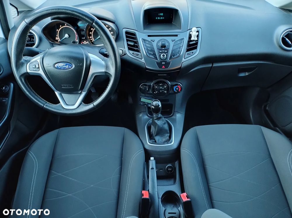 Ford Fiesta 1.25 Champions Edition - 26