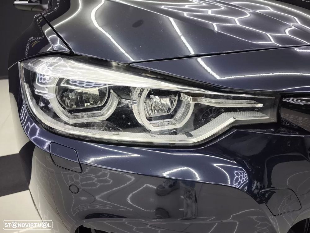 BMW 330 e iPerformance Line Luxury Purity - 11