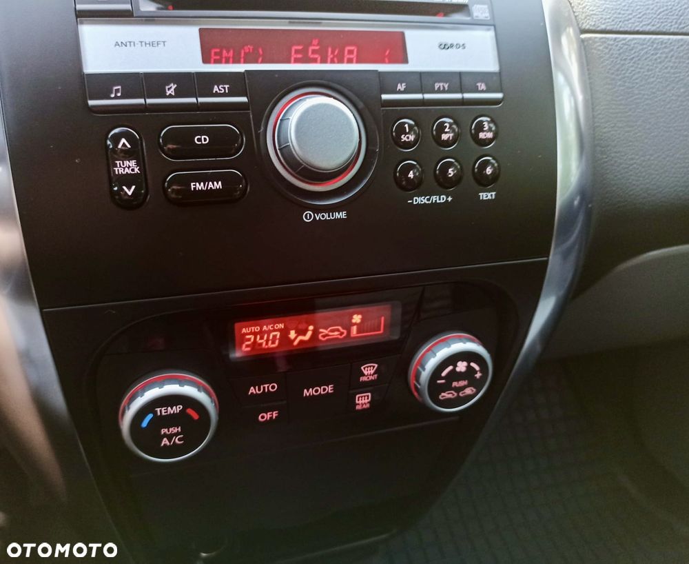 Suzuki SX4 1.6 VVT Comfort - 19