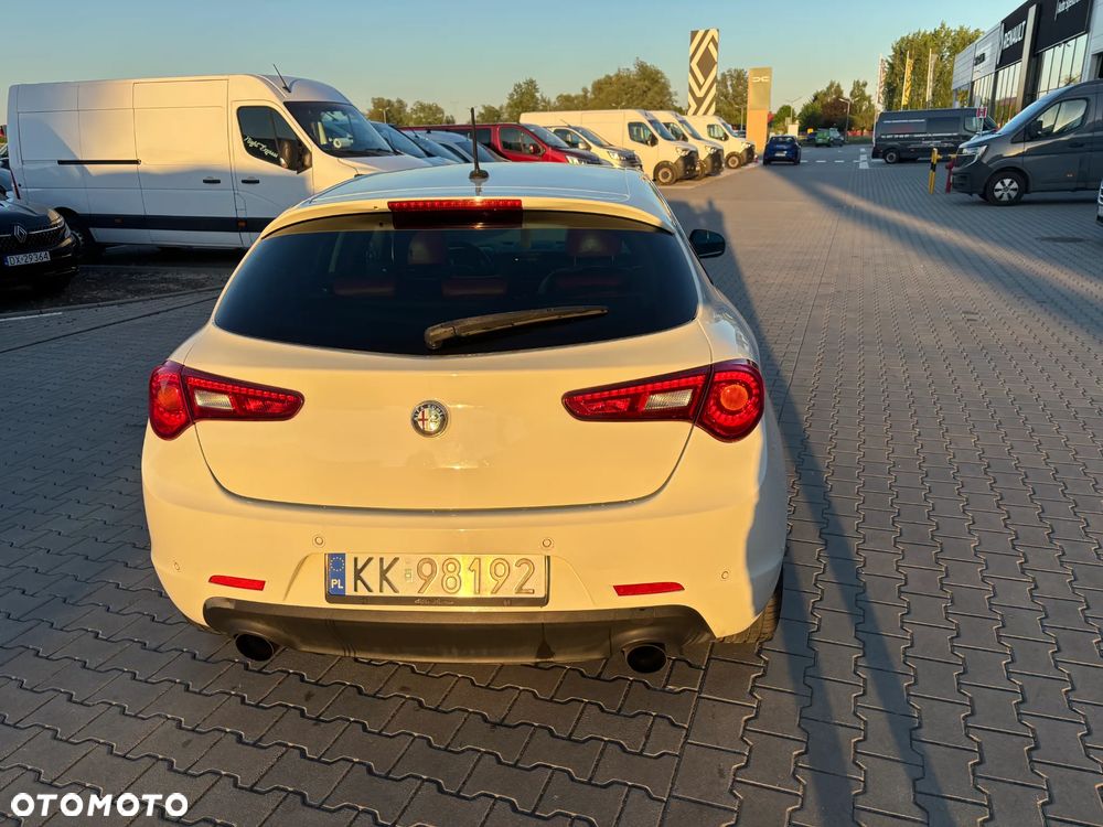 Alfa Romeo Giulietta 1.8 TBi 16V Quadrifoglio Verde - 6