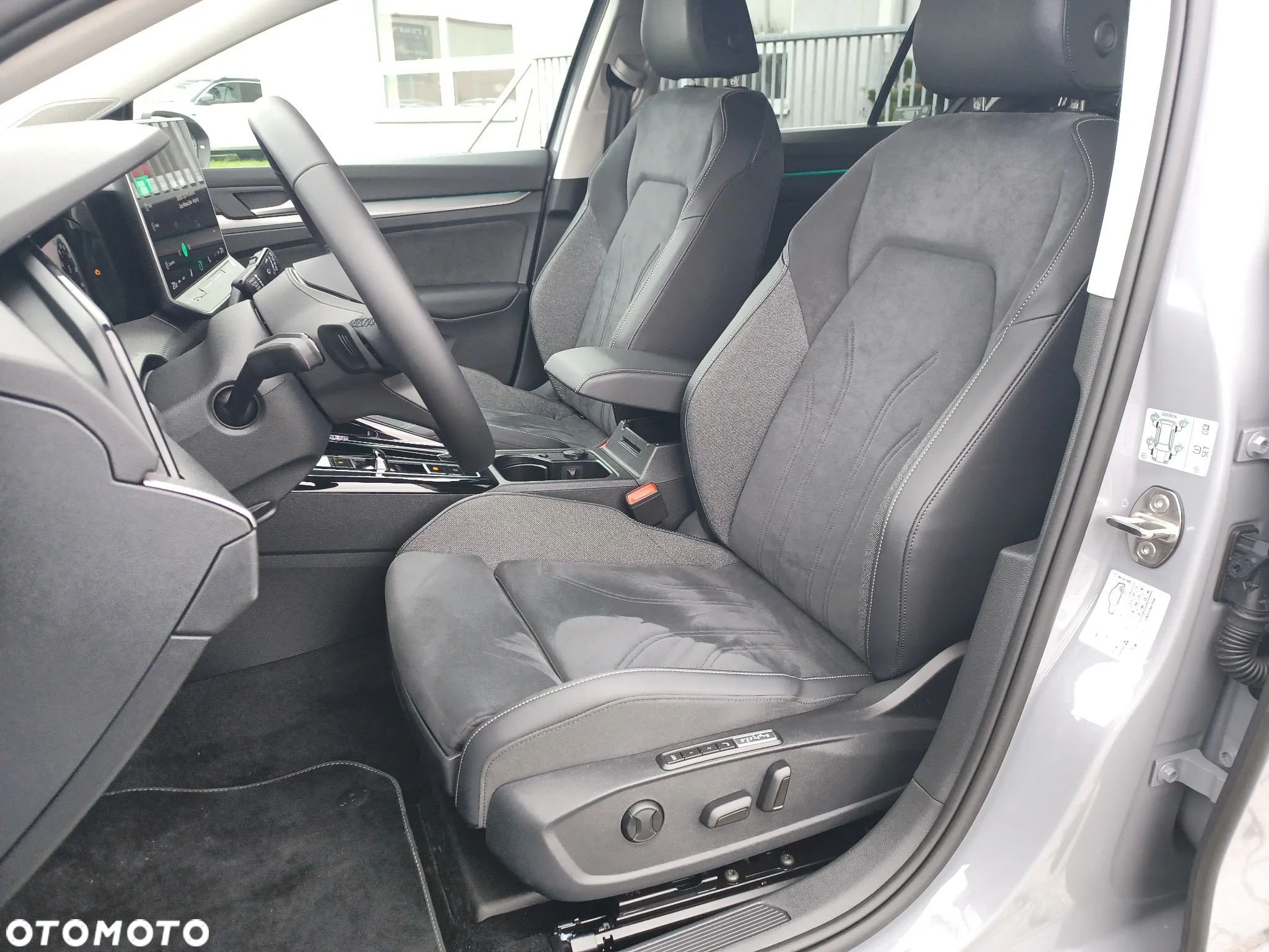 Volkswagen Golf - 14