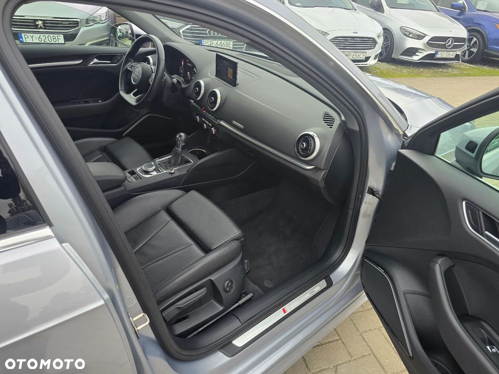 Audi A3 Sportback - 11