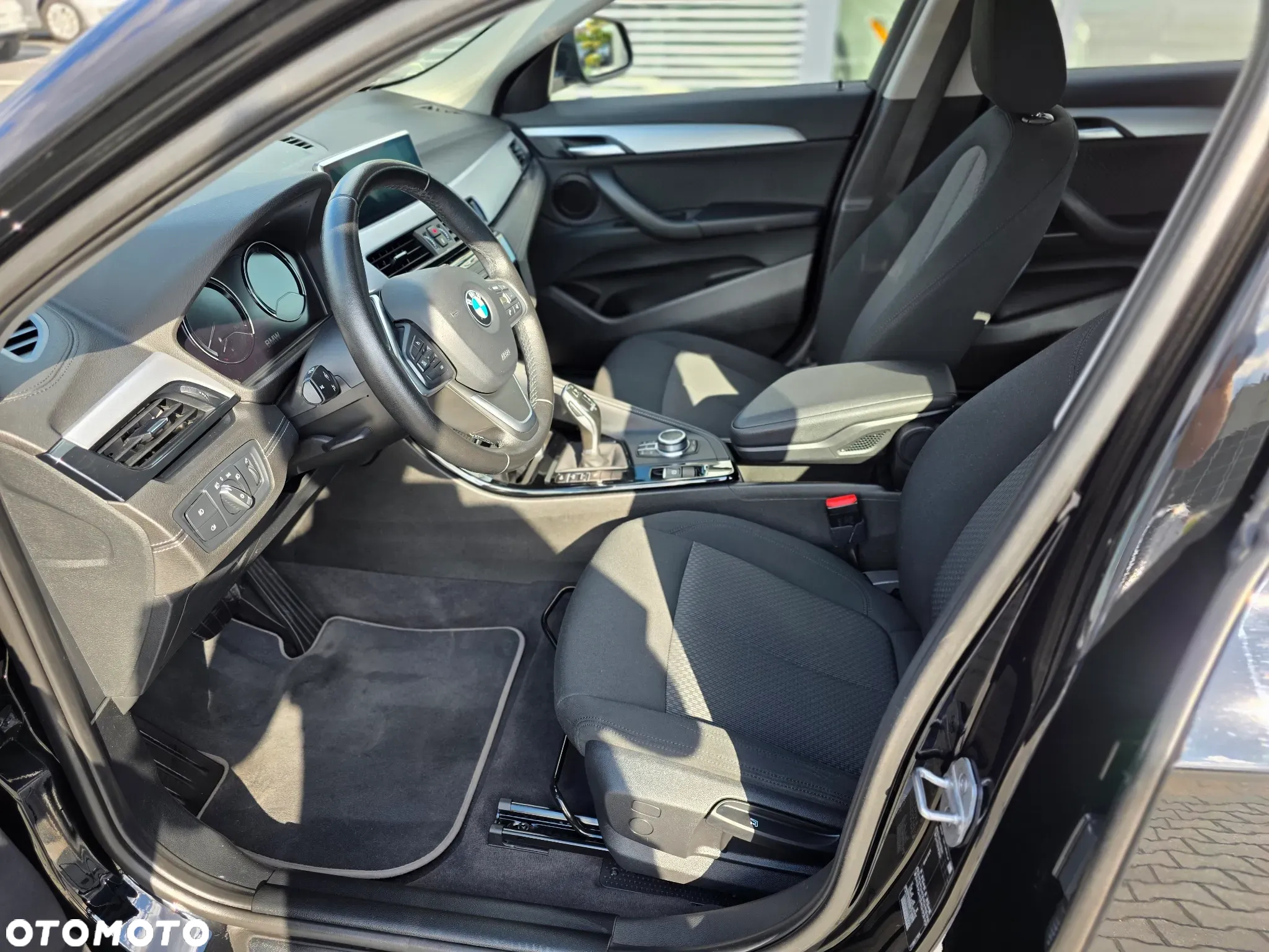BMW X2 sDrive18i GPF Business Edition - 8