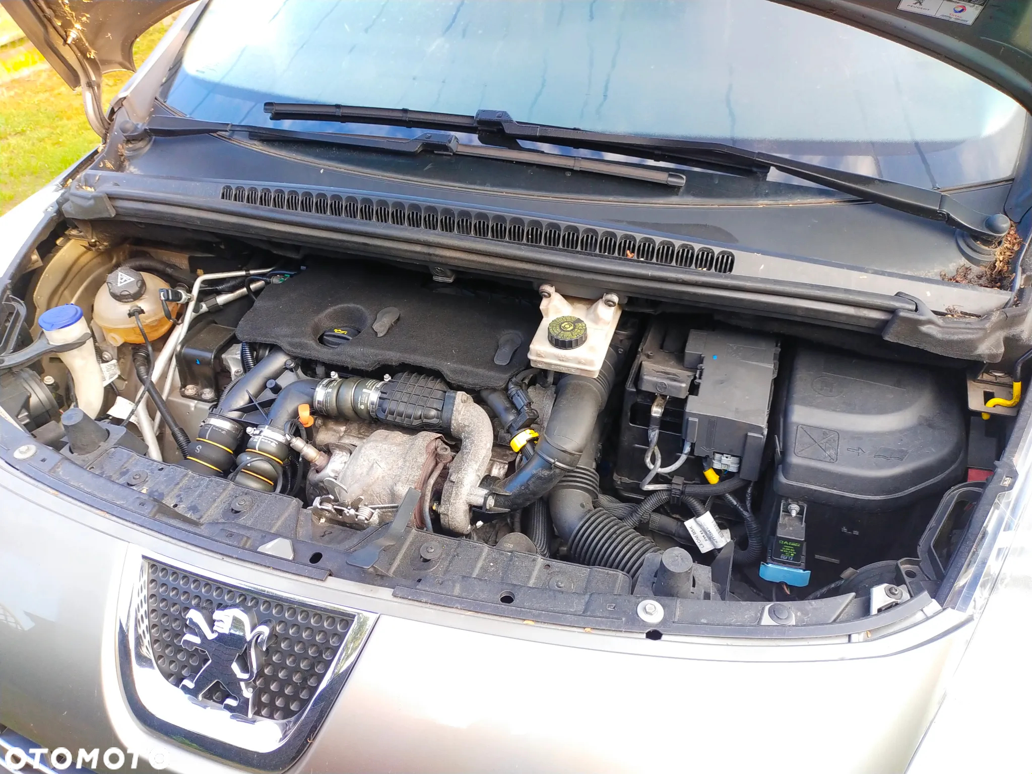 Peugeot 3008 1.6 HDi Premium - 5