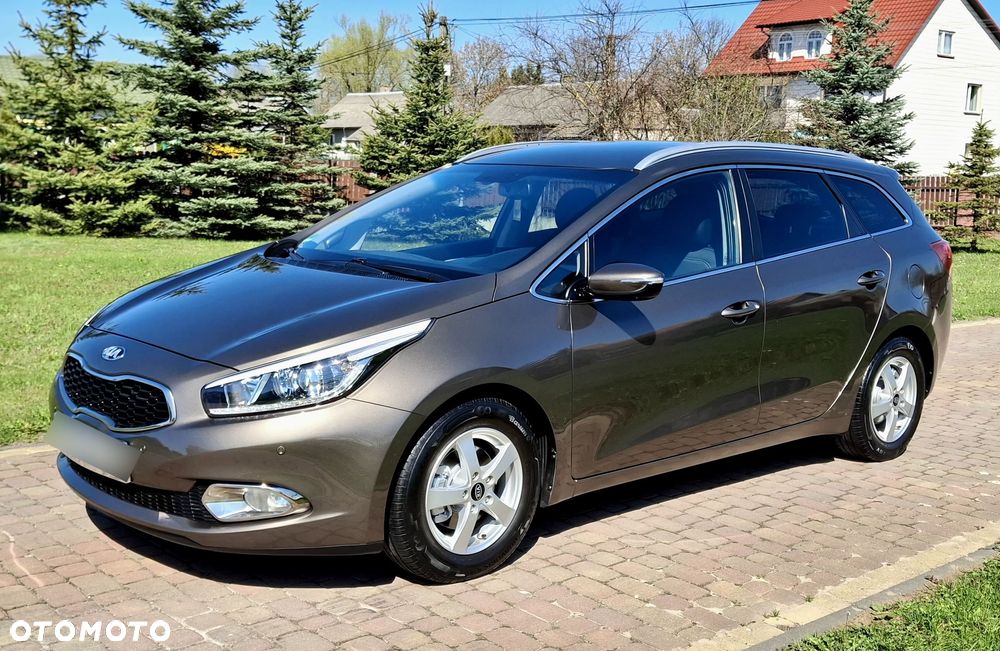 Kia Ceed 1.6 GDI Platinum Edition - 11