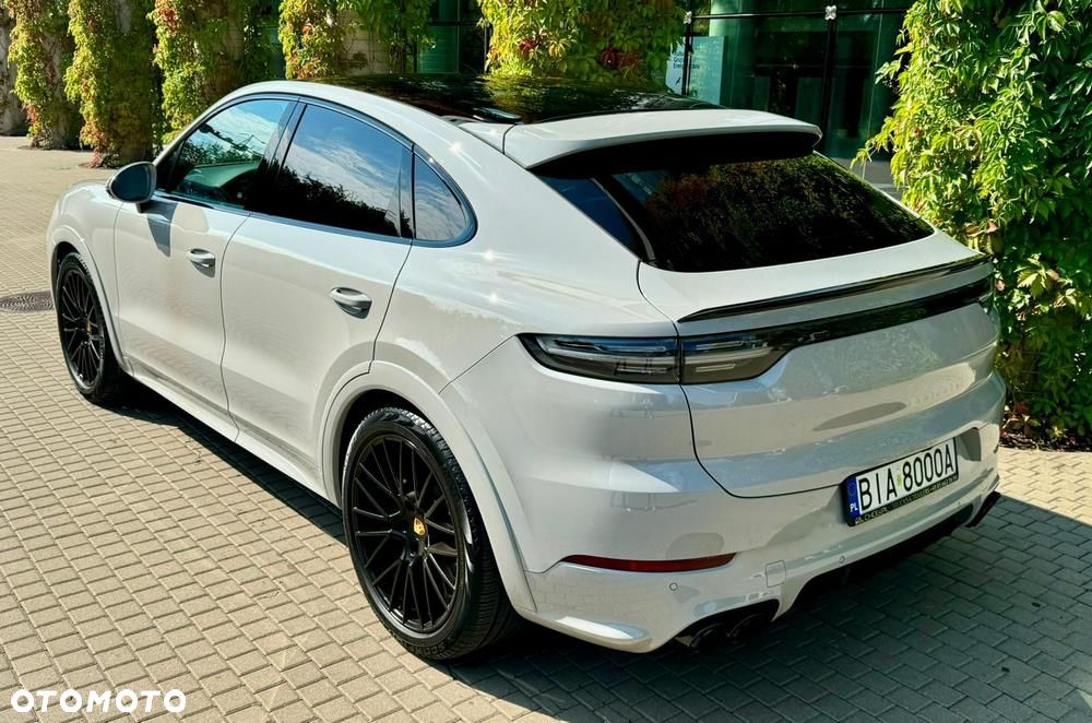 Porsche Cayenne Turbo - 5