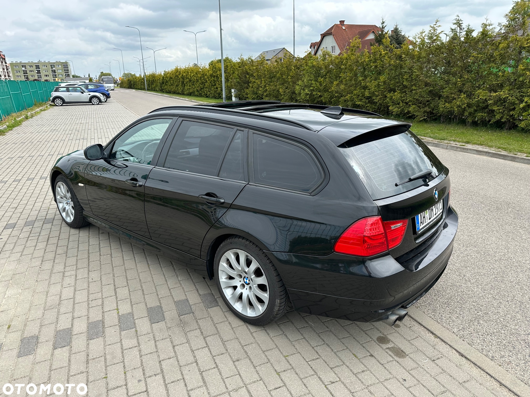 BMW Seria 3 320i Touring Edition Sport - 2