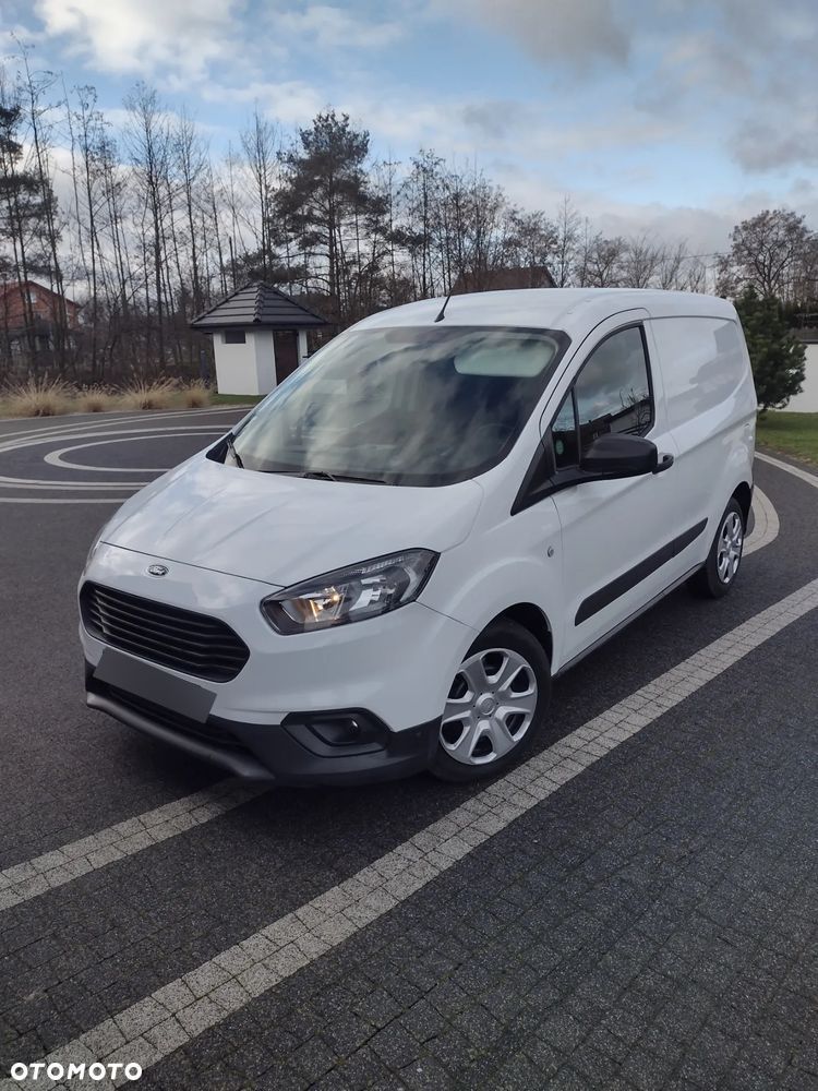Ford Transit Courier - 1