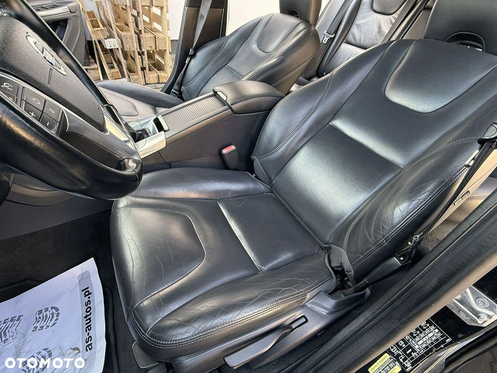Volvo V60 D4 Momentum - 13