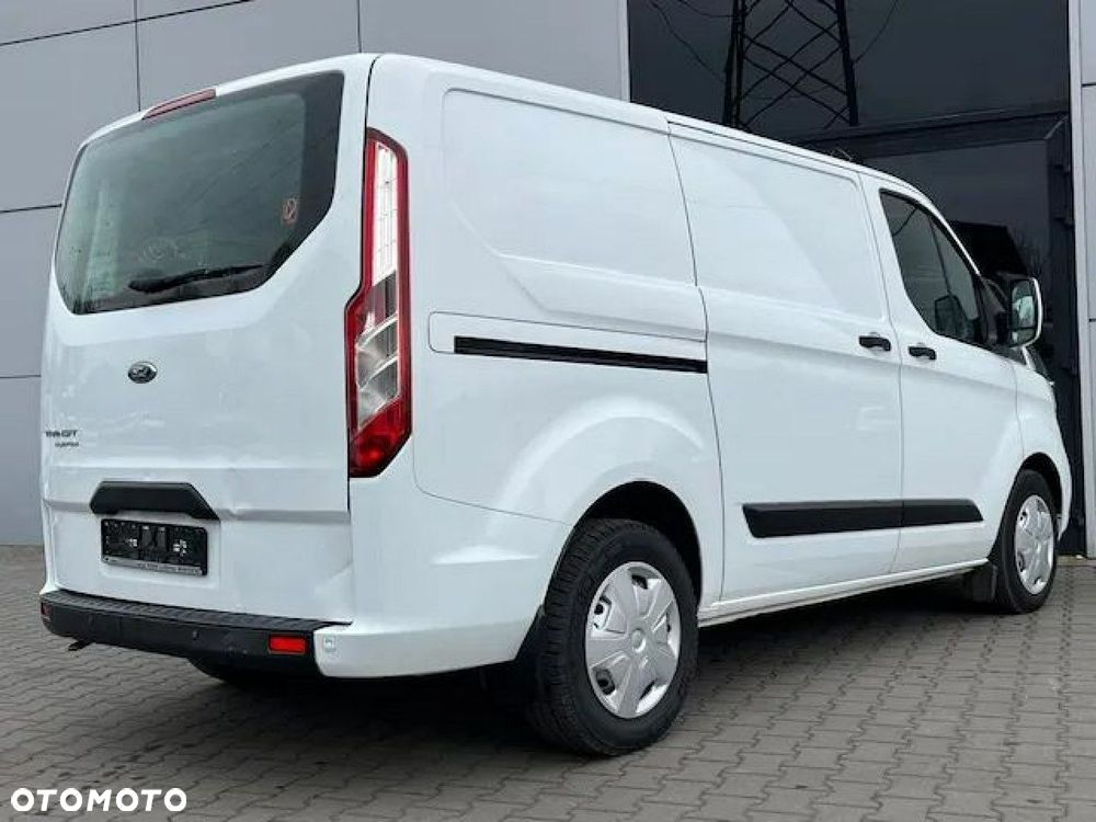 Ford Transit Custom - 9