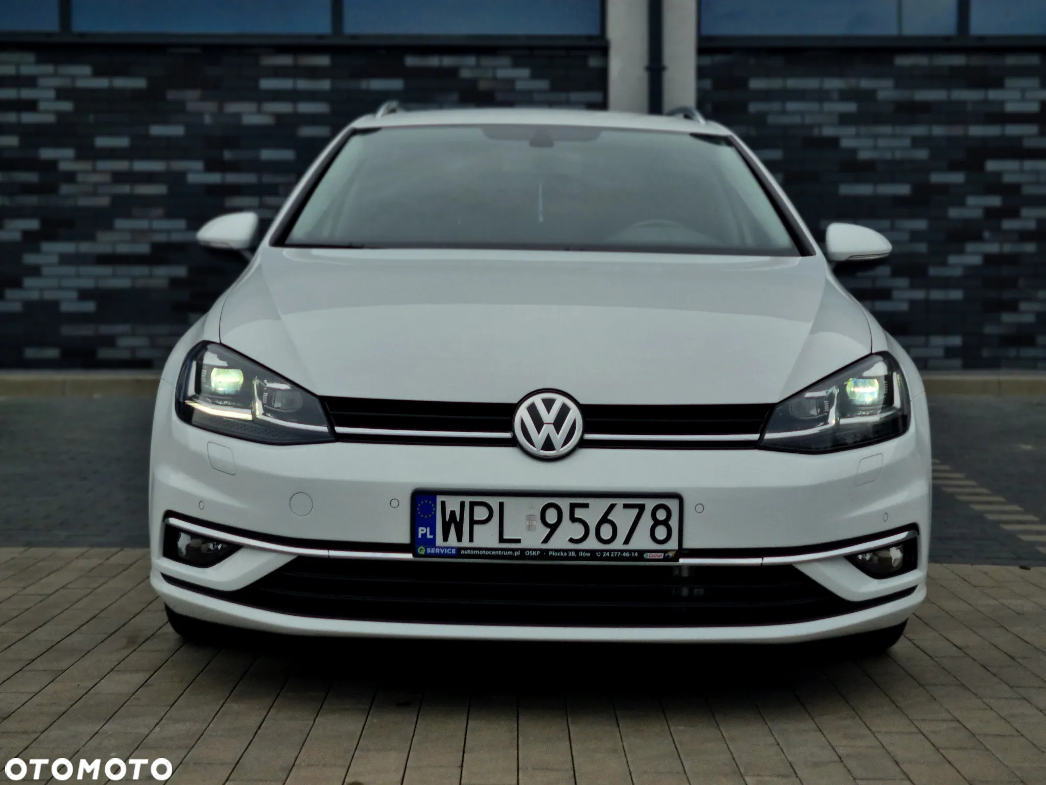 Volkswagen Golf 2.0 BlueTDI DSG Highline - 13