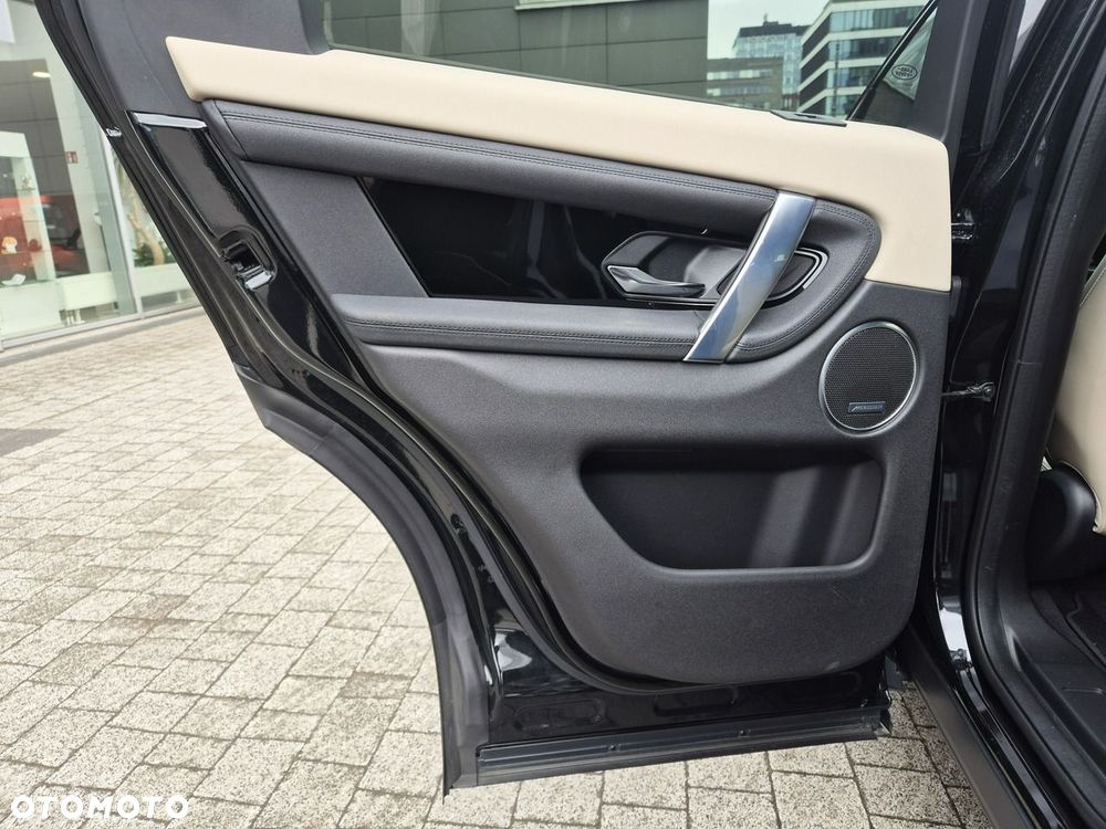 Land Rover Discovery Sport 2.0 P200 mHEV SE - 23