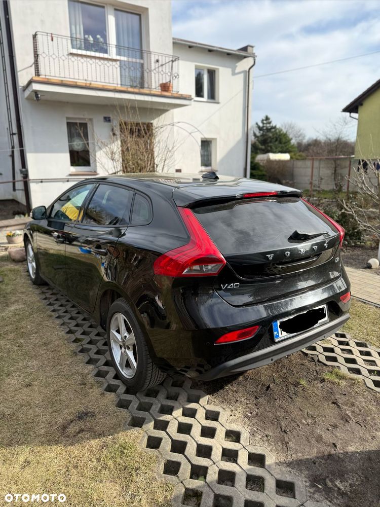 Volvo V40 D2 Kinetic - 2