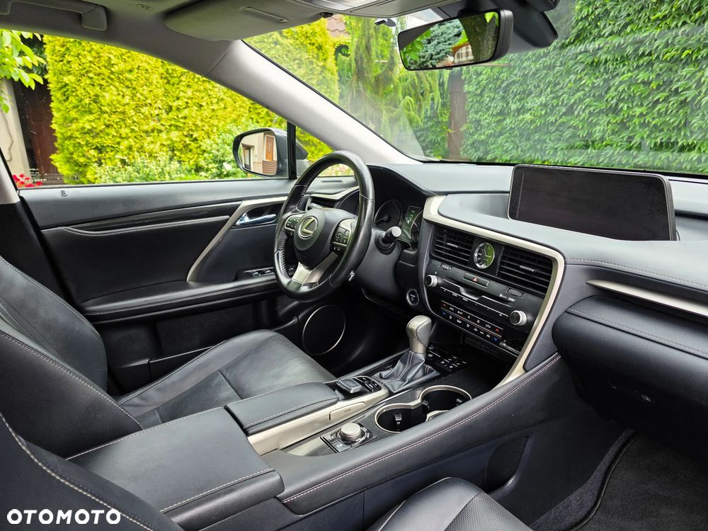 Lexus RX - 20