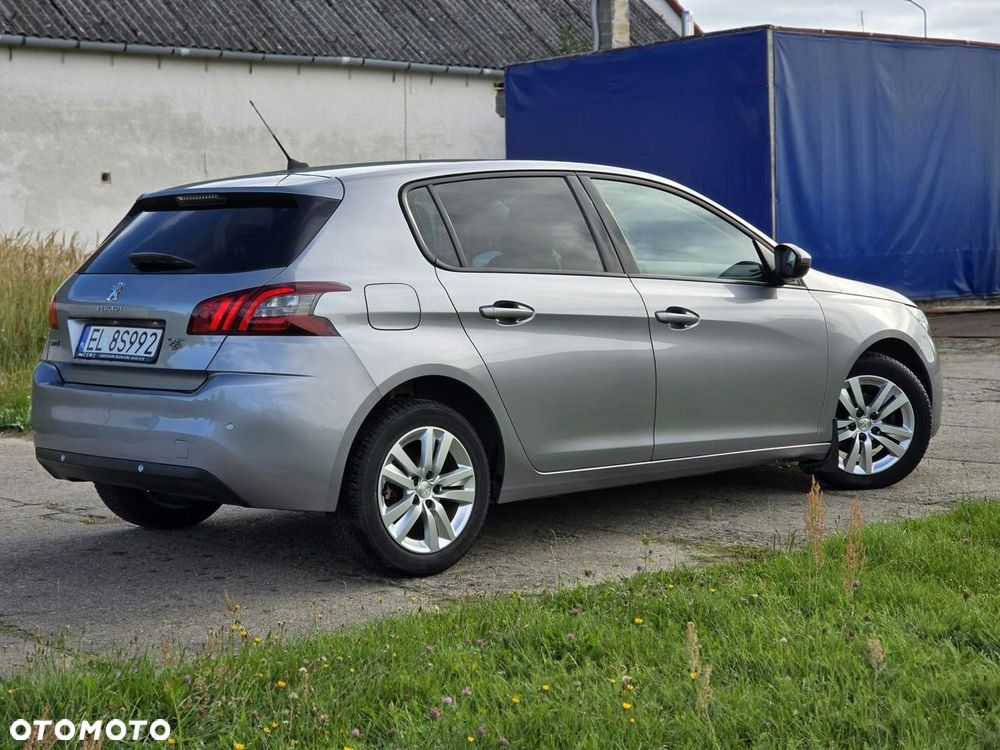 Peugeot 308 - 4