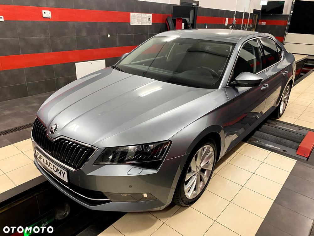 Skoda Superb 2.0 TDI DSG Premium Edition - 2