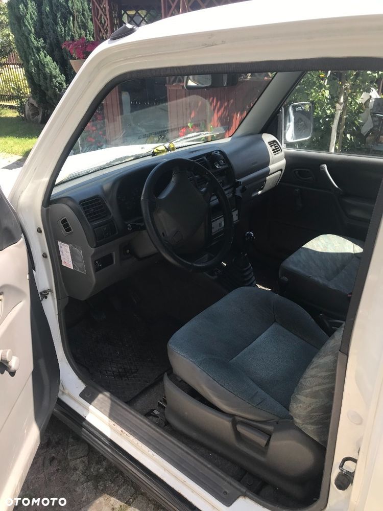 Suzuki Jimny 1.3 JLX - 8