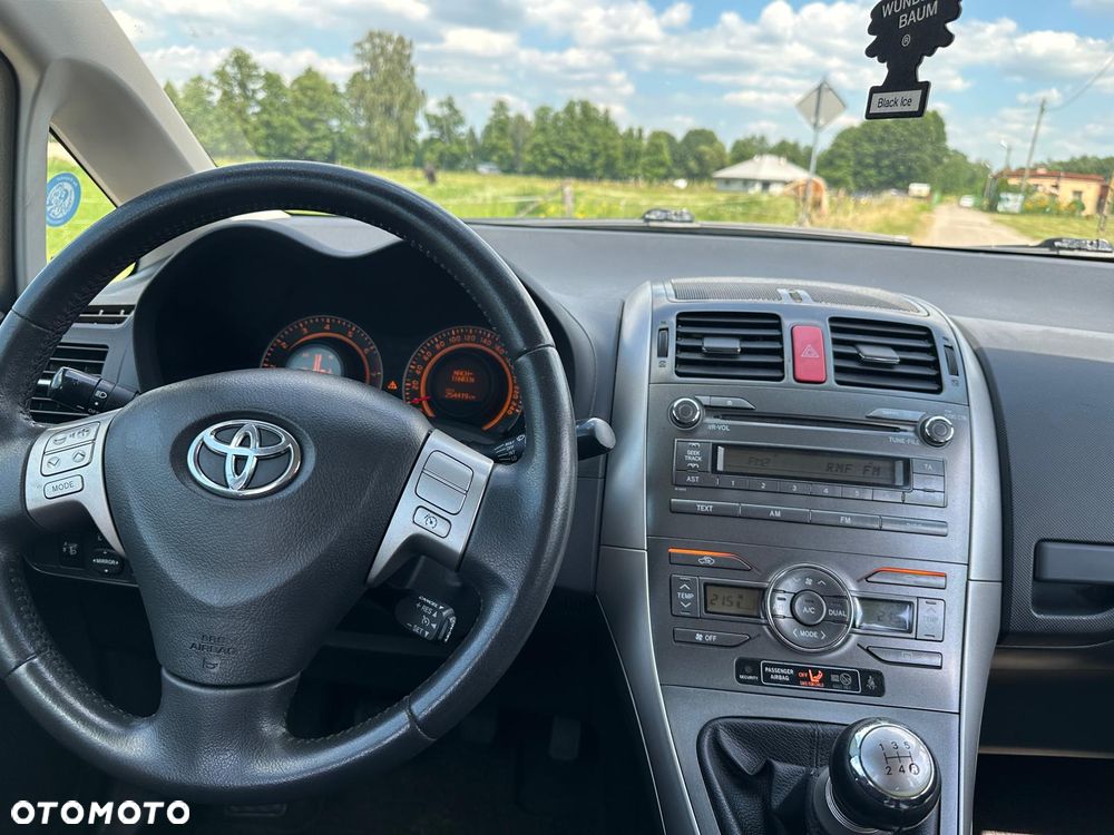 Toyota Auris 1.6 VVT-i Luna - 15