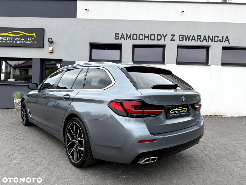 BMW Seria 5 520i - 3
