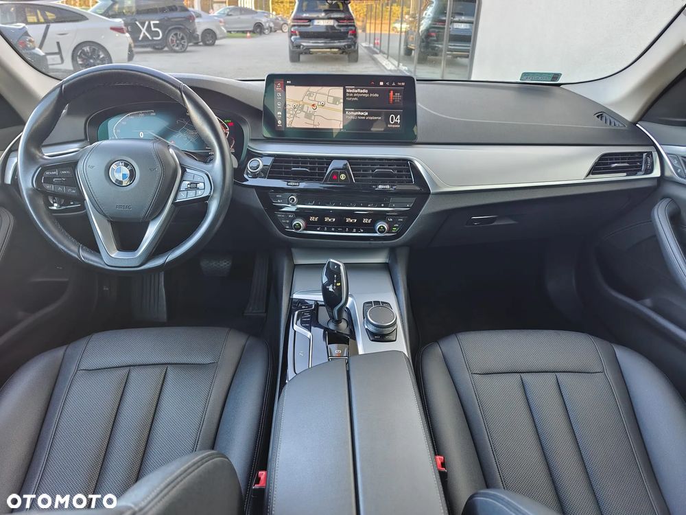 BMW Seria 5 518d - 6
