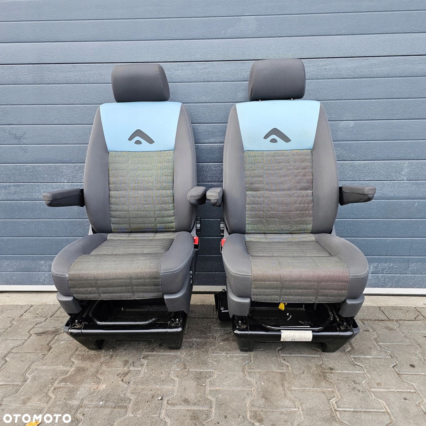 VW T5 T6 MULTIVAN ATLANTIS fotele fotel kierowcy pasażera przód KOMPLET - 1