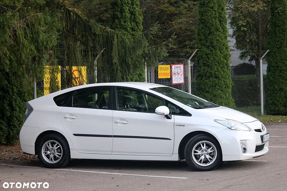 Toyota Prius Plug-in 1.8 HSD Premium - 18