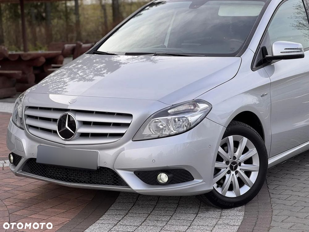 Mercedes-Benz Klasa B 180 (BlueEFFICIENCY) - 3