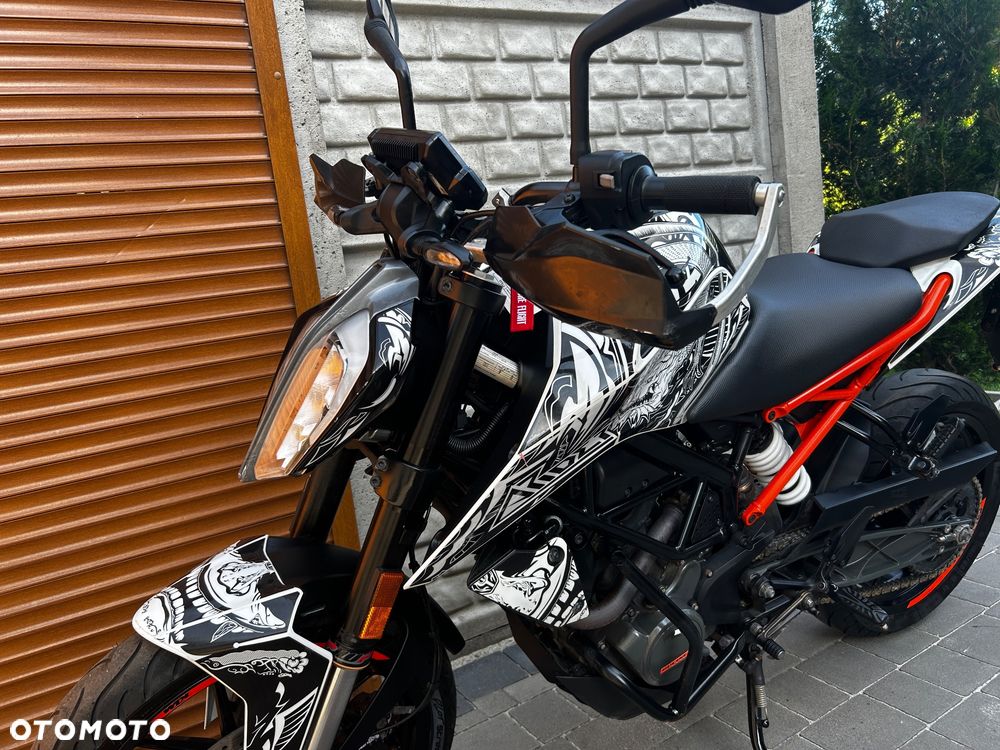 KTM Duke 125 - 14