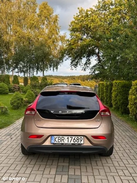 Volvo V40 D2 - 1