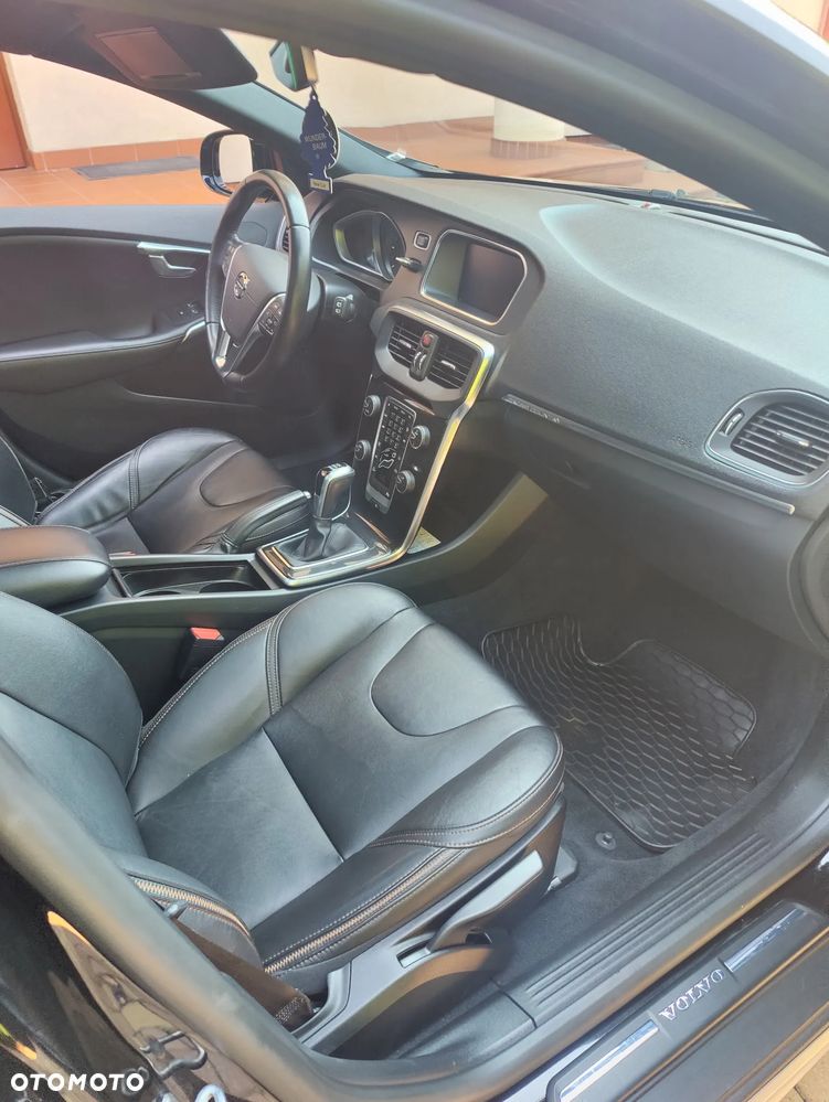 Volvo V40 Cross Country D2 Drive-E Summum - 8