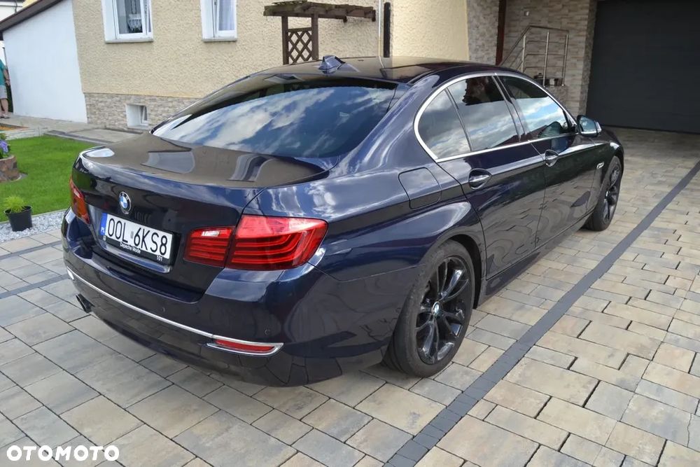 BMW Seria 5 530d xDrive - 4