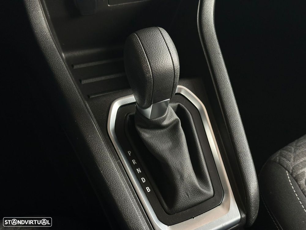 Renault Clio 1.6 E-Tech Edition One - 22