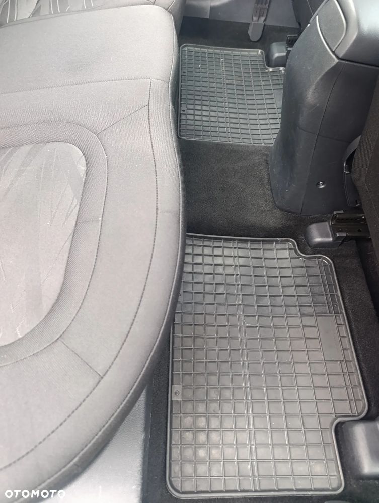 Kia Ceed 1.6 CRDi M - 11