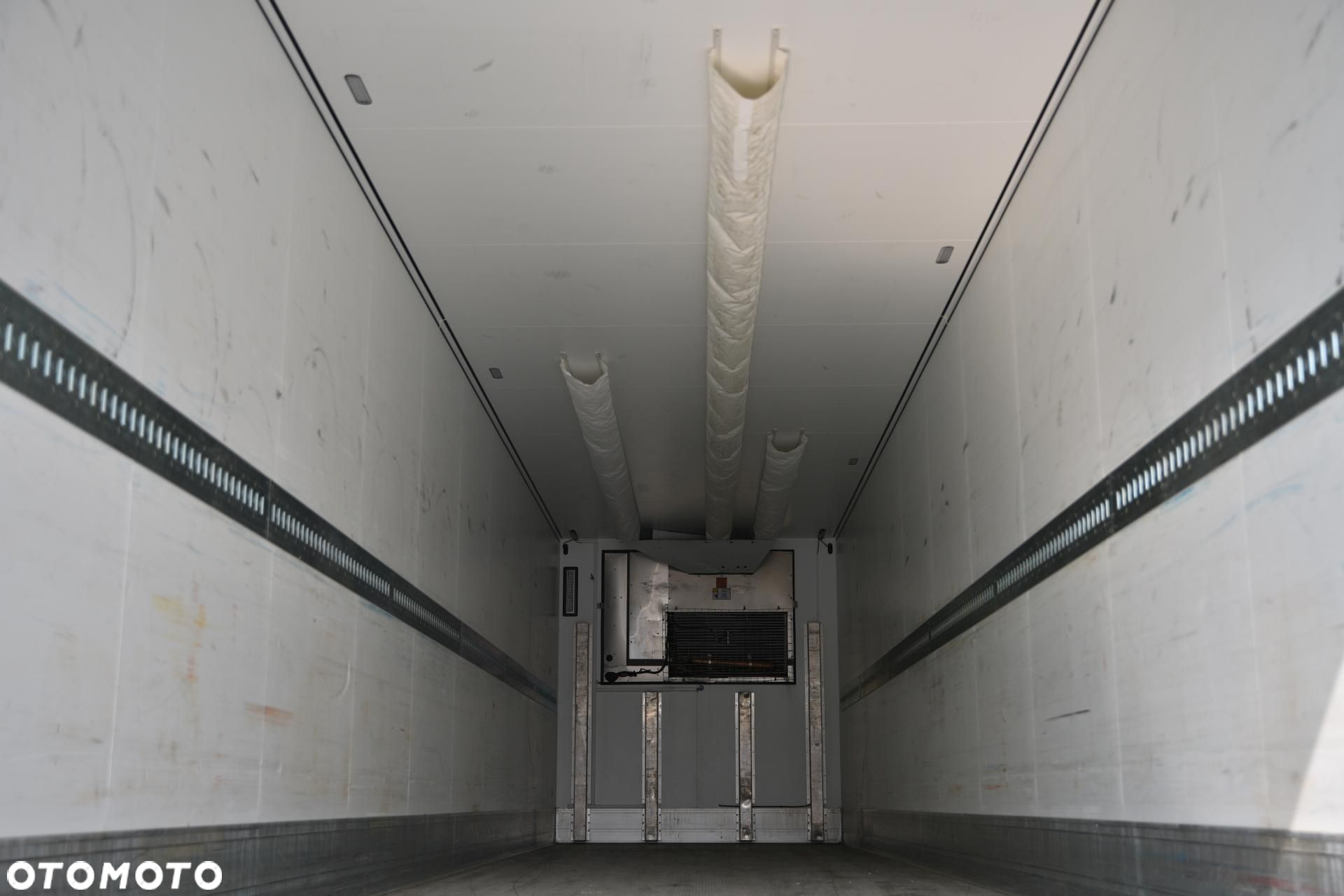 Schmitz Cargobull SKO FP 60 ThermoKing SLXi 300 - 9